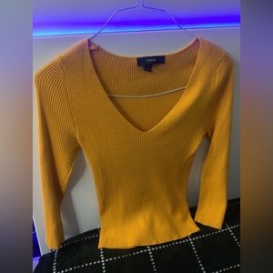 Yellow V Cut along-Sleeve Shirt for Women in size Medium